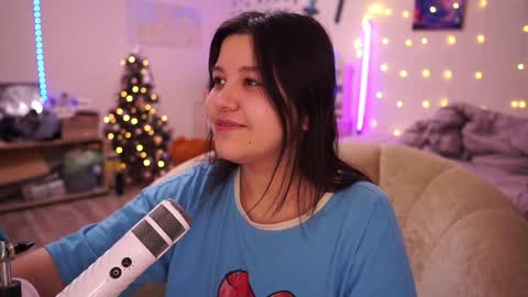 Snapshot of roxysuh chatting on January 2025 02:37:02 AM roxysuh online show from January 2025 02:37:02 AM