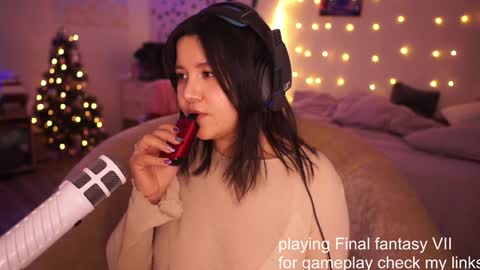 Snapshot of roxysuh chatting on February 2025 11:30:01 AM roxysuh online show from February 2025 11:30:01 AM