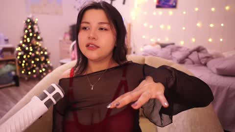 Snapshot of roxysuh chatting on February 2025 12:03:02 PM roxysuh online show from February 2025 12:03:02 PM