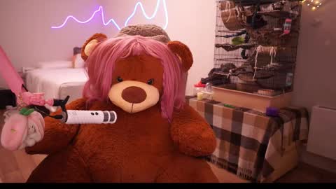 Snapshot of roxysuh chatting on September 2025 09:01:01 AM roxysuh online show from September 2025 09:01:01 AM