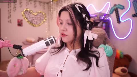 roxysuh online show from November 2025 07:14:02 AM