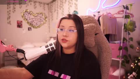 roxysuh online show from February 2026 07:24:02 AM