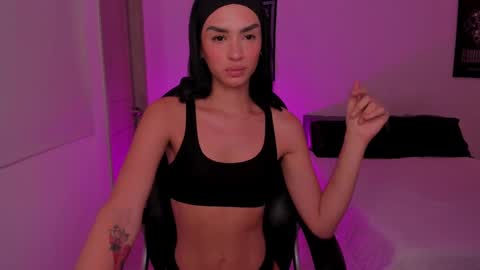 val online show from February 2025 03:04:01 AM