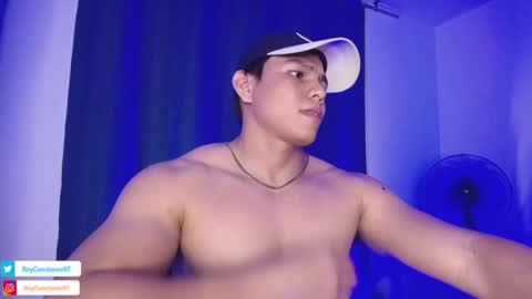 Snapshot of roy__constance chatting on February 2025 06:51:02 AM Roy Constance online show from February 2025 06:51:02 AM