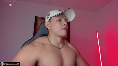 Snapshot of roy__constance chatting on October 2025 04:07:02 AM Roy Constance online show from October 2025 04:07:02 AM