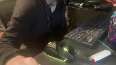 Royalty13m online show from October 2025 03:36:02 AM