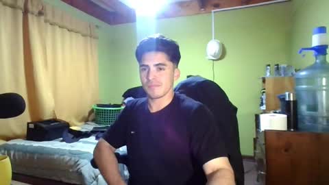 rpaulo25 online show from May 2026 02:18:01 AM
