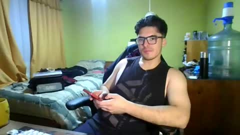 rpaulo25 online show from May 2026 05:01:02 AM