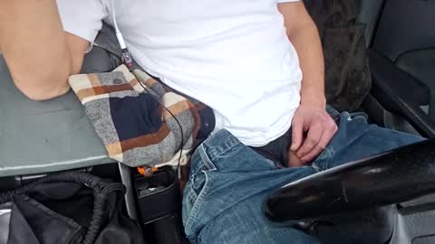 Hmmm... online show from December 2024 05:33:02 PM