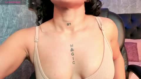 Snapshot of rubi_luxe chatting on July 2026 11:47:02 AM Rubi online show from July 2026 11:47:02 AM