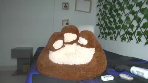 Snapshot of rubi_rouss chatting on November 2025 03:40:02 AM rubi rouss instagran and X or tw FAV VIBES11 9 33 101 moan and explode my balls online show from November 2025 03:40:02 AM