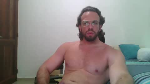 Snapshot of rubio121 chatting on February 2025 03:06:01 PM rubio121 online show from February 2025 03:06:01 PM