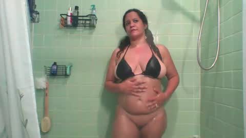 ruby7119 online show from April 2026 09:01:01 PM