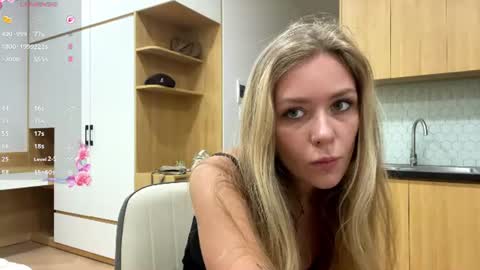 KaY online show from August 2026 12:52:01 PM