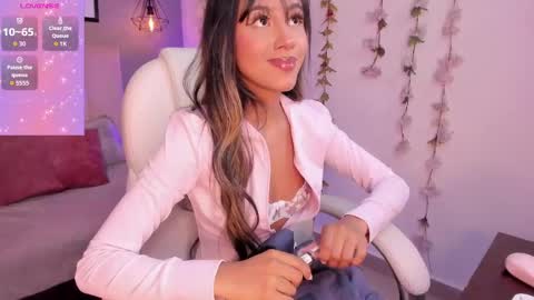 rue_zue online show from May 2026 01:29:02 PM
