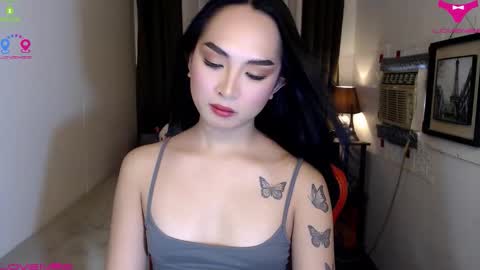 Snapshot of ruesalvartore chatting on November 2025 05:02:02 AM its me Sabel online show from November 2025 05:02:02 AM