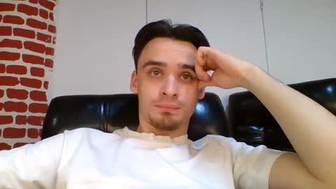 Snapshot of rufuspit chatting on December 2024 01:40:02 PM Rufus online show from December 2024 01:40:02 PM