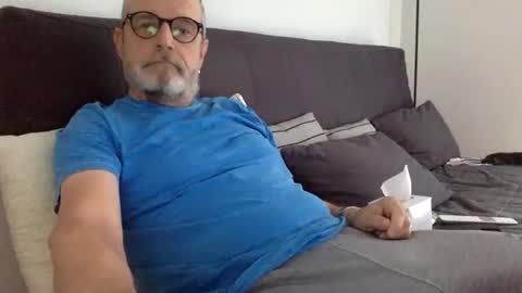 Jimi online show from October 2025 07:34:02 AM