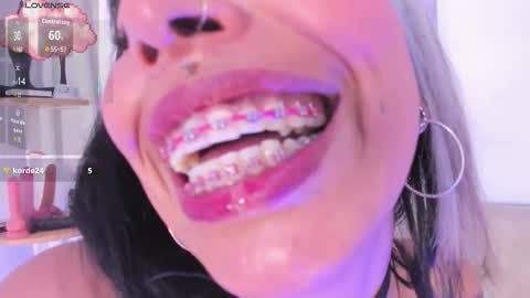 Snapshot of rumi666 chatting on December 2025 01:05:02 PM Rumi online show from December 2025 01:05:02 PM