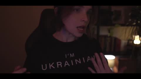 Snapshot of running_with_the_wolves chatting on February 2025 01:35:01 AM Elena online show from February 2025 01:35:01 AM