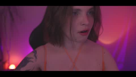 Snapshot of running_with_the_wolves chatting on February 2026 11:16:02 PM Elena online show from February 2026 11:16:02 PM