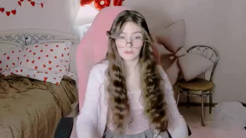 Snapshot of ruth_morse chatting on February 2026 06:30:01 PM MY FANSLY online show from February 2026 06:30:01 PM