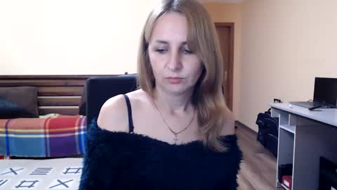 Ruth online show from September 2025 07:30:01 PM