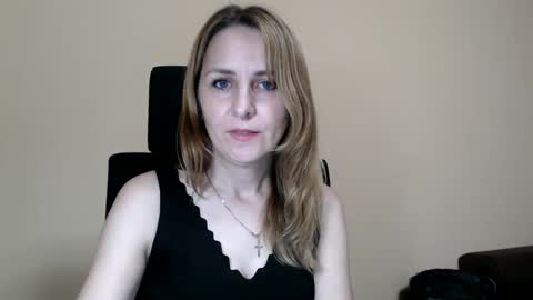 Ruth online show from October 2025 06:17:01 PM