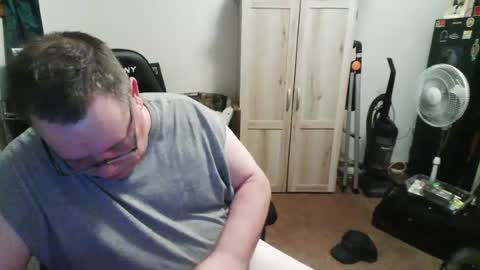 Snapshot of rwzar_1965 chatting on June 2026 04:57:01 AM rwzar_1965 online show from June 2026 04:57:01 AM