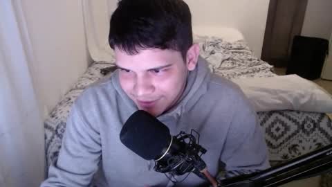 Snapshot of rx7900xtx chatting on December 2025 04:50:01 AM rx7900xtx online show from December 2025 04:50:01 AM