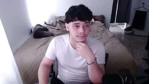 Snapshot of rx7900xtx chatting on March 2026 06:36:01 PM rx7900xtx online show from March 2026 06:36:01 PM