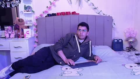 Snapshot of rxnde chatting on February 2026 05:37:01 AM Randelicius online show from February 2026 05:37:01 AM