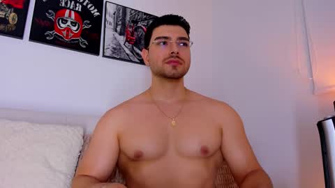 Ryan  online show from November 2025 01:49:01 AM