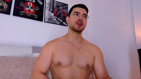 Ryan  online show from February 2026 01:12:01 AM