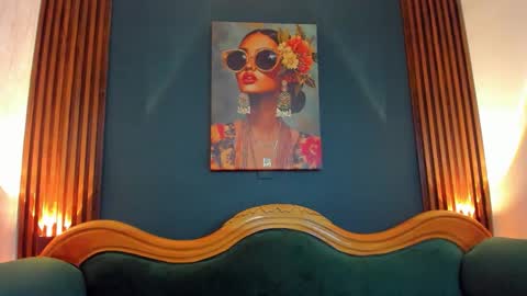 Ryan independent model online show from November 2025 09:57:02 PM