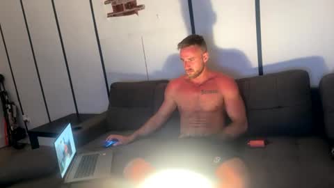 ryan_stockbar online show from July 2026 02:14:02 AM