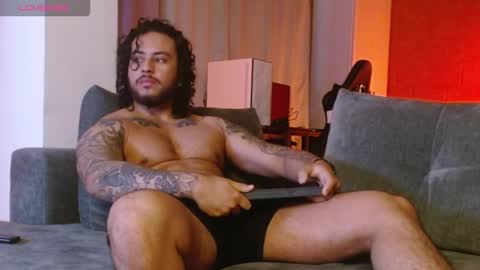 Snapshot of ryan_warren18 chatting on January 2026 12:14:02 AM RYAN online show from January 2026 12:14:02 AM