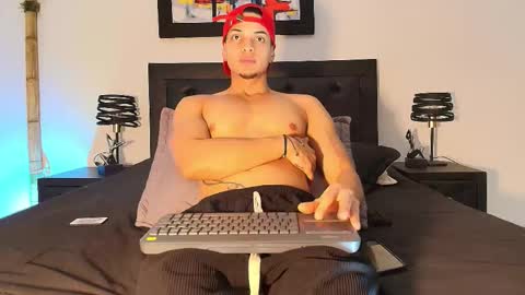 Snapshot of ryangreys01 chatting on October 2025 03:08:01 AM Ryan online show from October 2025 03:08:01 AM