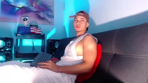 Snapshot of ryangreys01 chatting on November 2025 03:25:02 PM Ryan online show from November 2025 03:25:02 PM