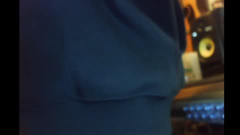 Snapshot of rynoxox chatting on January 2025 07:58:02 AM rynoxox online show from January 2025 07:58:02 AM