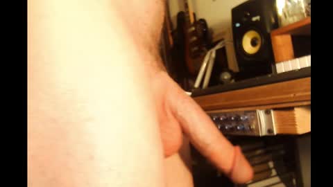 Snapshot of rynoxox chatting on December 2025 09:49:01 AM rynoxox online show from December 2025 09:49:01 AM