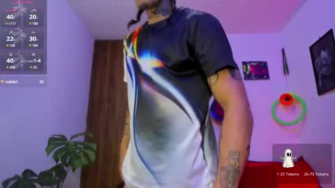 Snapshot of ryuk_it chatting on March 2025 12:12:01 PM leopmonk help me reach 100 thumbs up online show from March 2025 12:12:01 PM