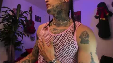 Snapshot of ryuk_it chatting on September 2025 02:06:02 PM leopmonk help me reach 100 thumbs up online show from September 2025 02:06:02 PM