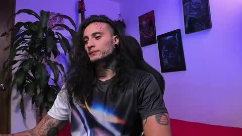 leopmonk help me reach 100 thumbs up online show from December 2025 01:10:02 AM