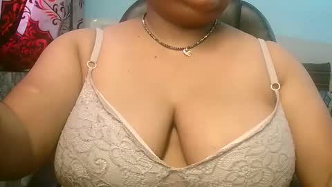 Snapshot of s03286 chatting on October 2025 05:00:02 AM HotLovers online show from October 2025 05:00:02 AM