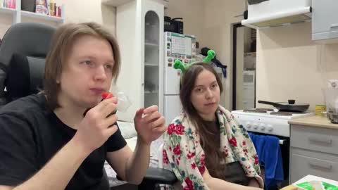 s_a_family online show from February 2026 07:01:02 PM