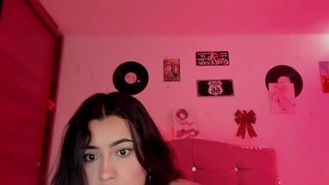 Snapshot of s_demoni1 chatting on December 2024 07:11:01 PM S H A R O N model independient online show from December 2024 07:11:01 PM