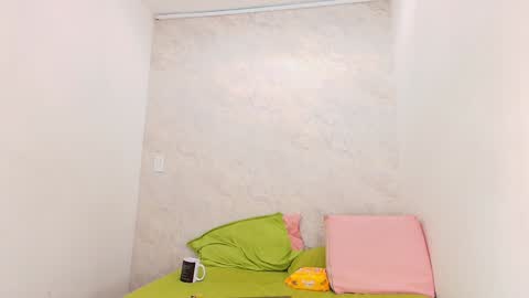 s_sofia_ online show from January 2025 07:24:01 PM