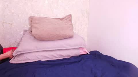 s_sofia_ online show from September 2025 07:25:01 PM