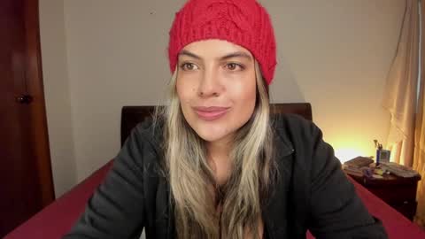 Leslie Beltrn online show from February 2025 02:47:02 AM